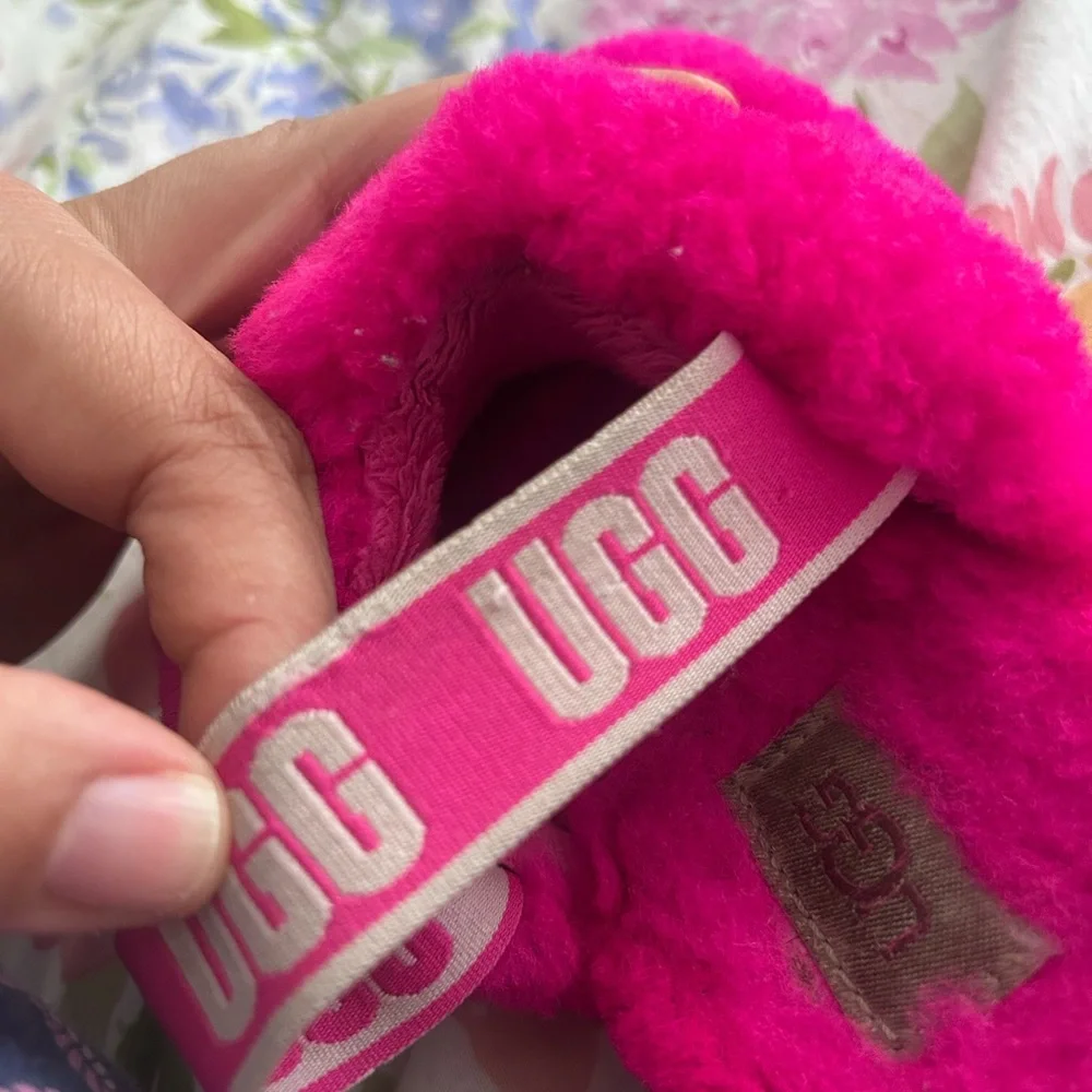 UGG Kids Bright Pink Fuzz Slide Slippers with Back Strap